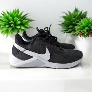 Nike Legend Essential 2 Women's Training Shoes Athletic Sneakers Black White 9.5